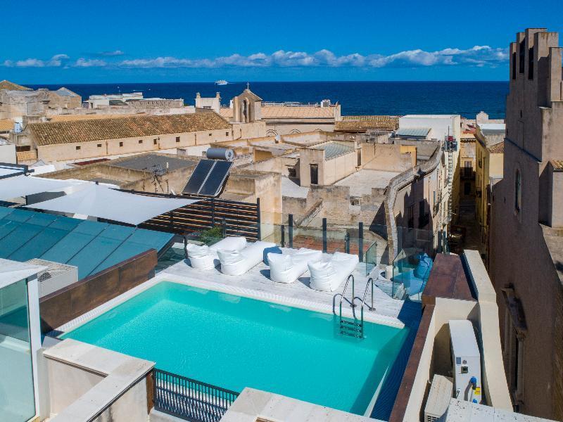 Azzoli Trapani - Apartments&Skypool - Adults Only Ngoại thất bức ảnh